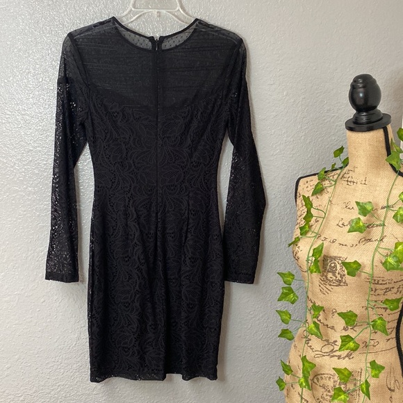 NWOT - Guess, Fitted Long Sleeve Little Black Mini Cocktail Dress, Size 2 - Picture 4 of 7